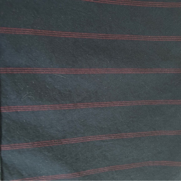 Banana Republic Casual Button-Down Shirt Navy Blue Red Stripe Men's size Small - Picture 5 of 10